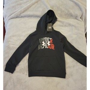 *NWT*Under Armour Boys Hoodie in youth small